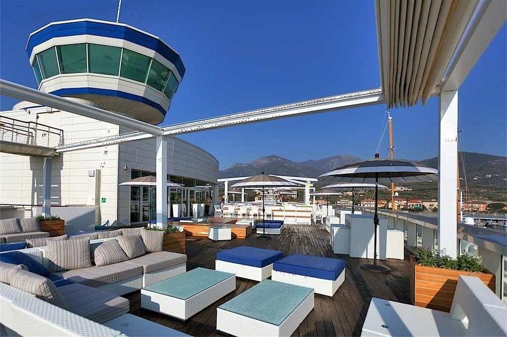 Hotel Yacht Club Marina Di Loano Exterior foto